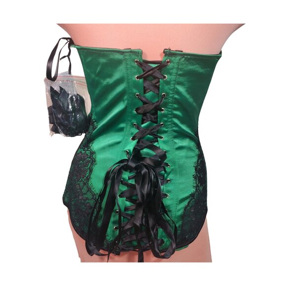 Corset Top โ NWT ๐๐ค - Picture 2 of 15